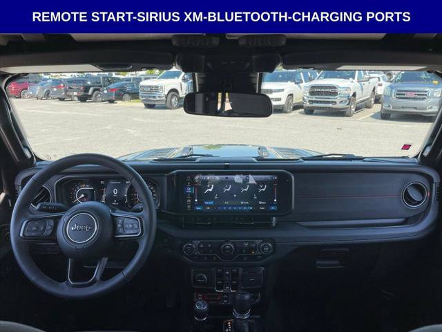 Certified 2025 Jeep Gladiator Rubicon w/ Convenience Group AWD/4WD image 14