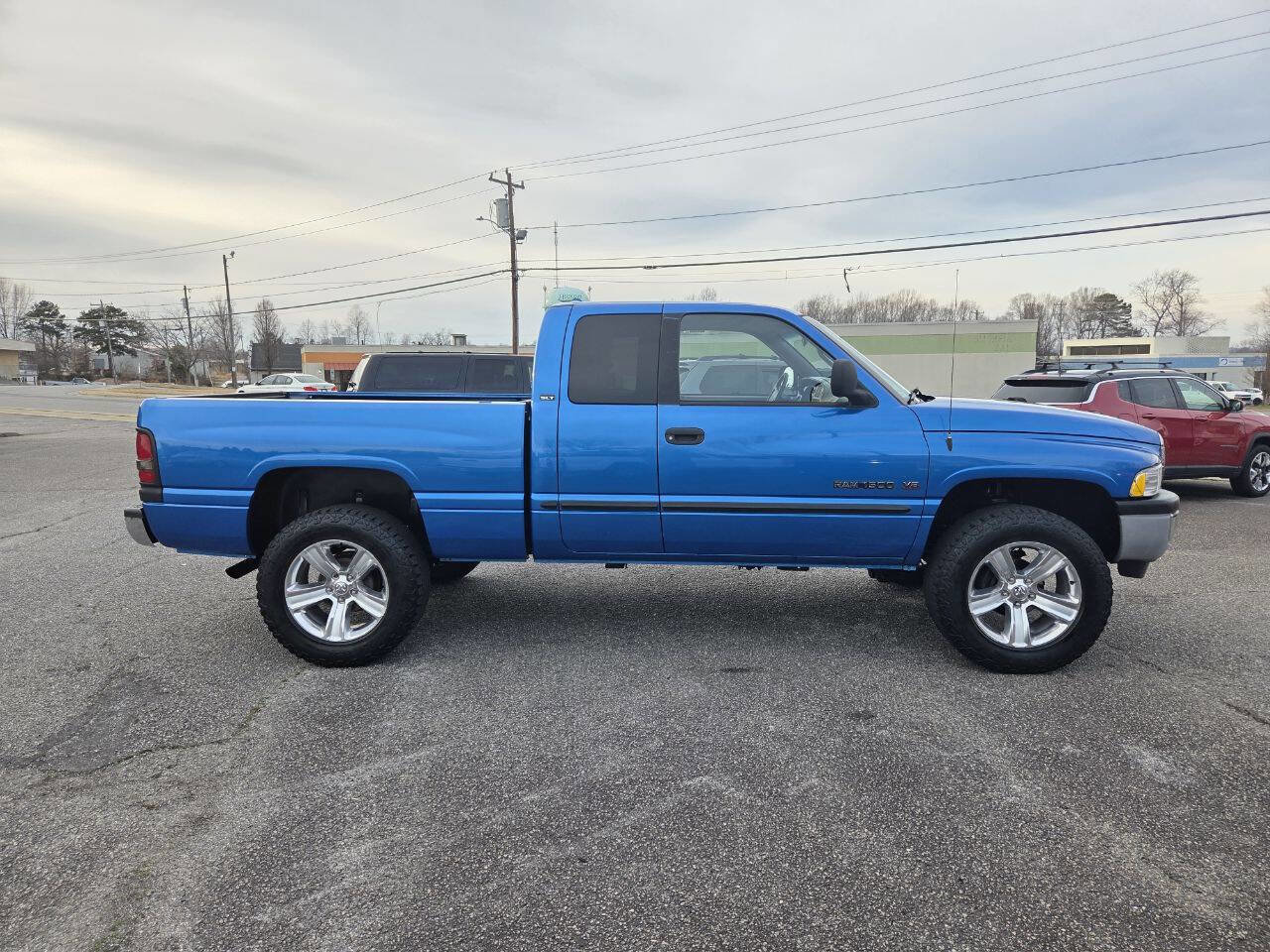 Used 2000 Dodge Ram 1500 Truck SLT image 3