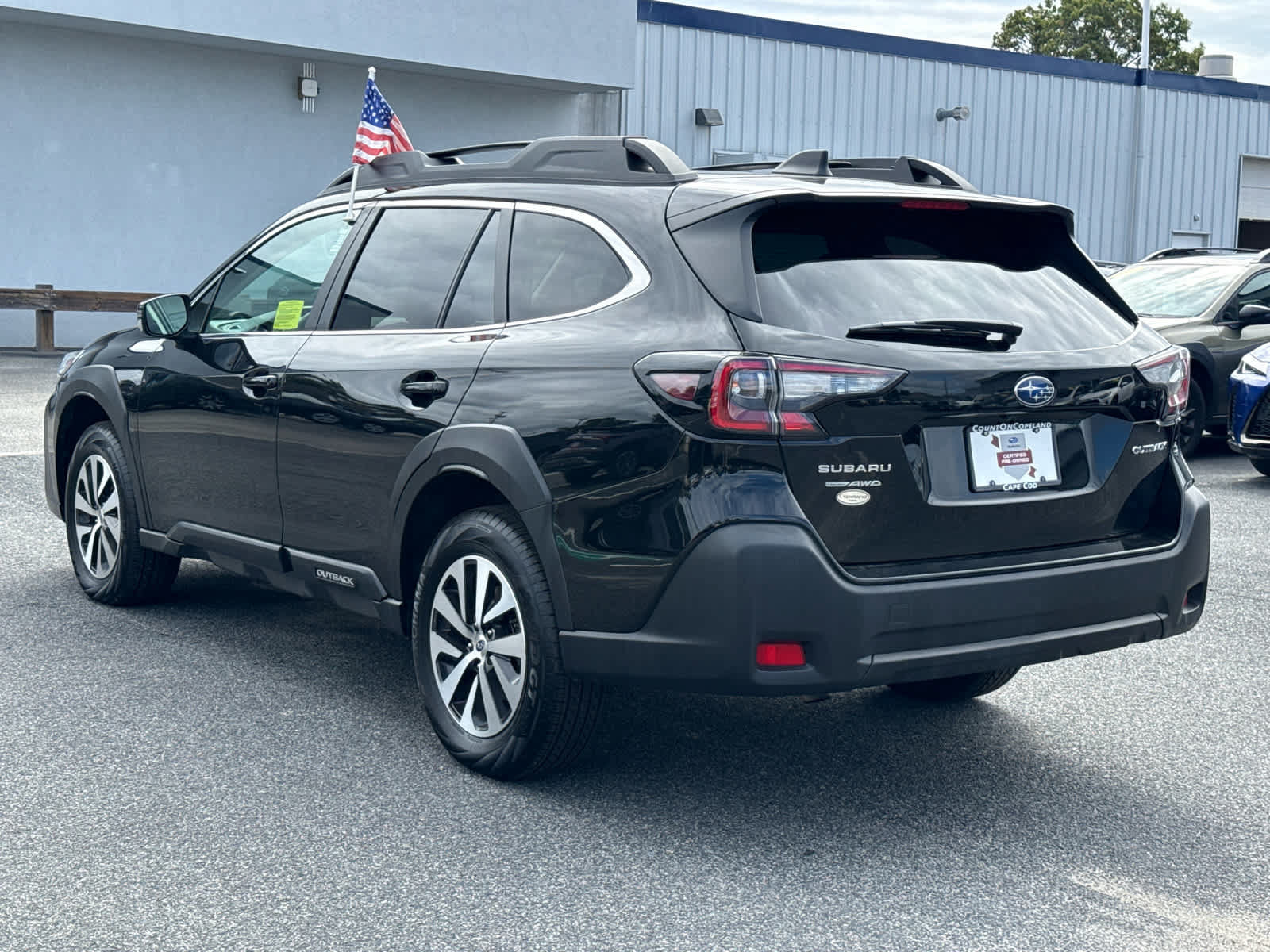 Certified 2025 Subaru Outback Premium AWD/4WD image 5