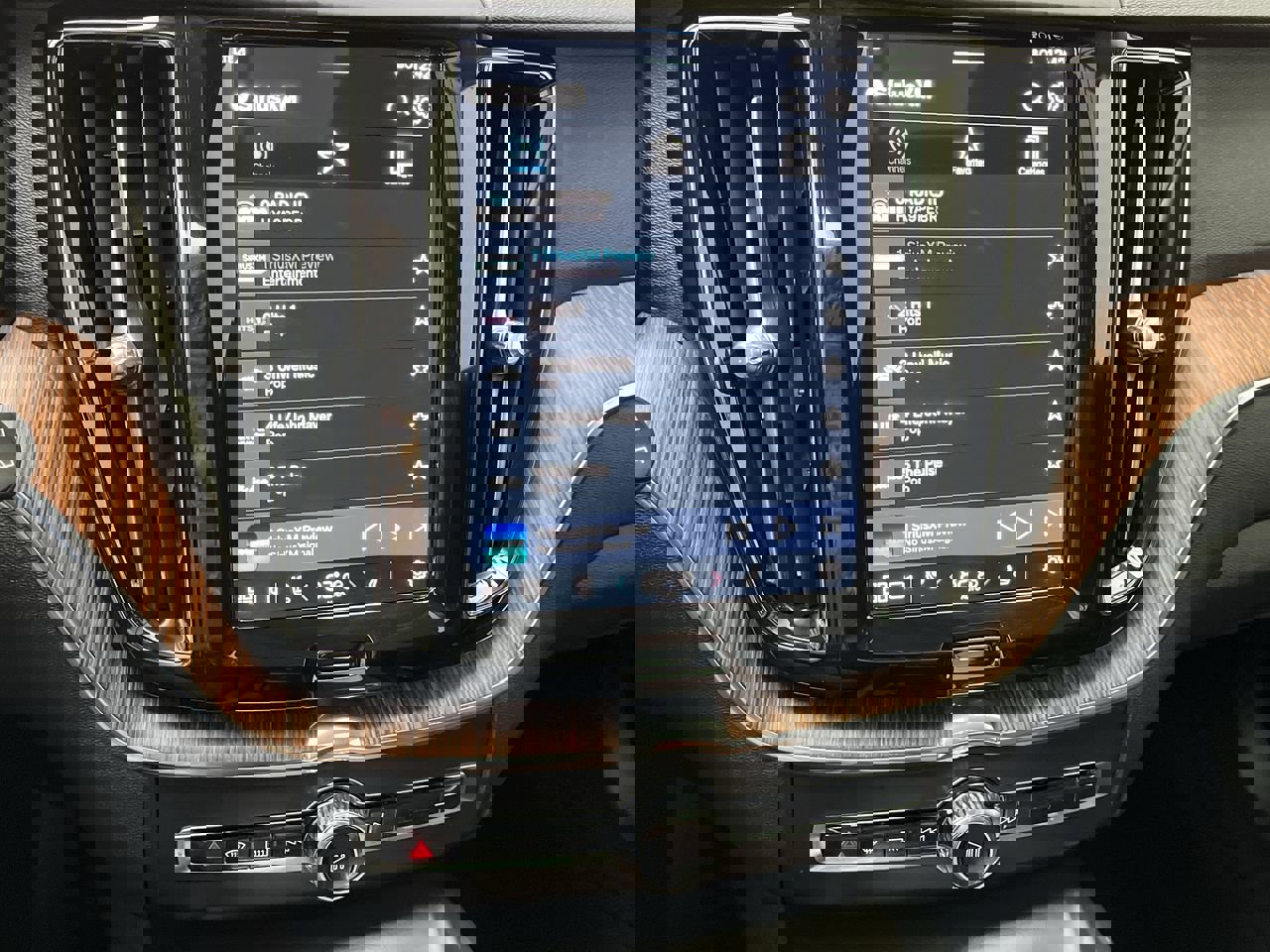 Used 2024 Volvo XC60 B5 Plus image 17