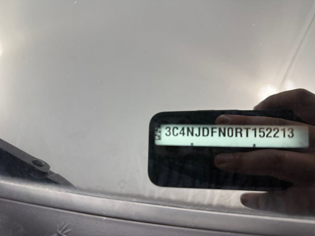 Used 2024 Jeep Compass Latitude image 29