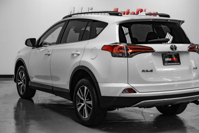 Used 2018 Toyota RAV4 XLE w/ Plus Extra Value Package image 13