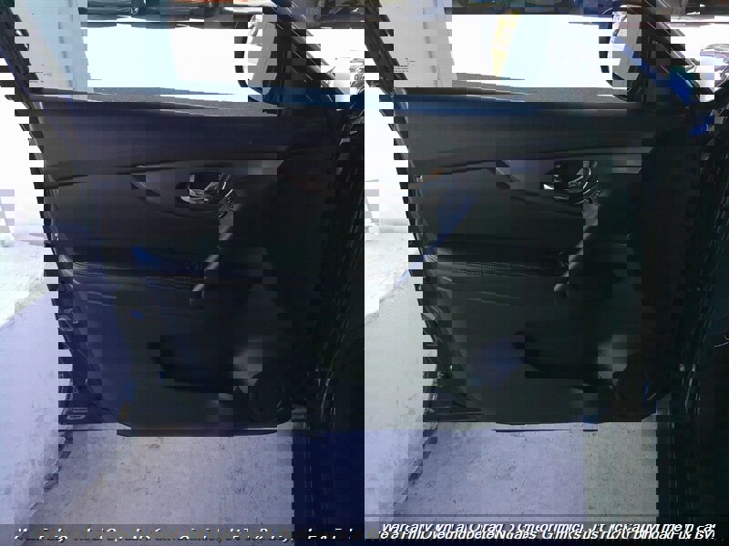 Used 2015 Nissan Rogue SV image 13