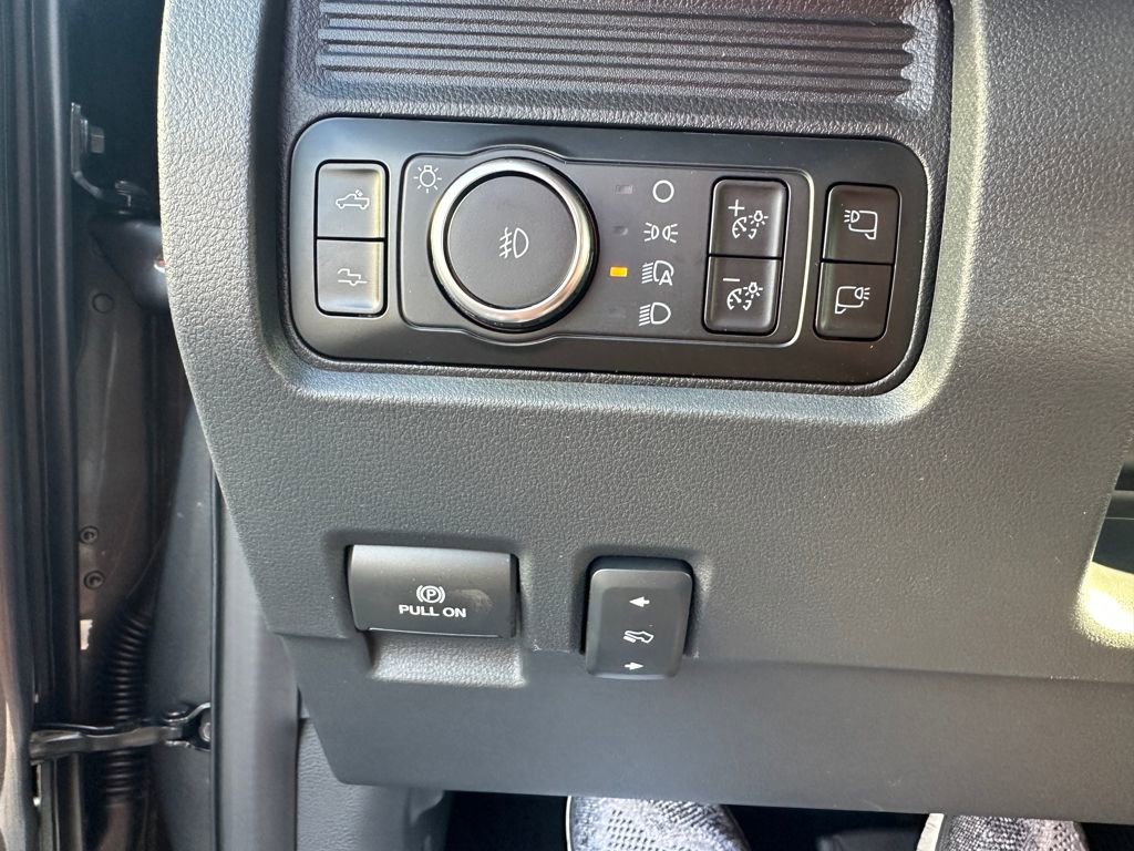 New 2026 Ford F250 Platinum image 16