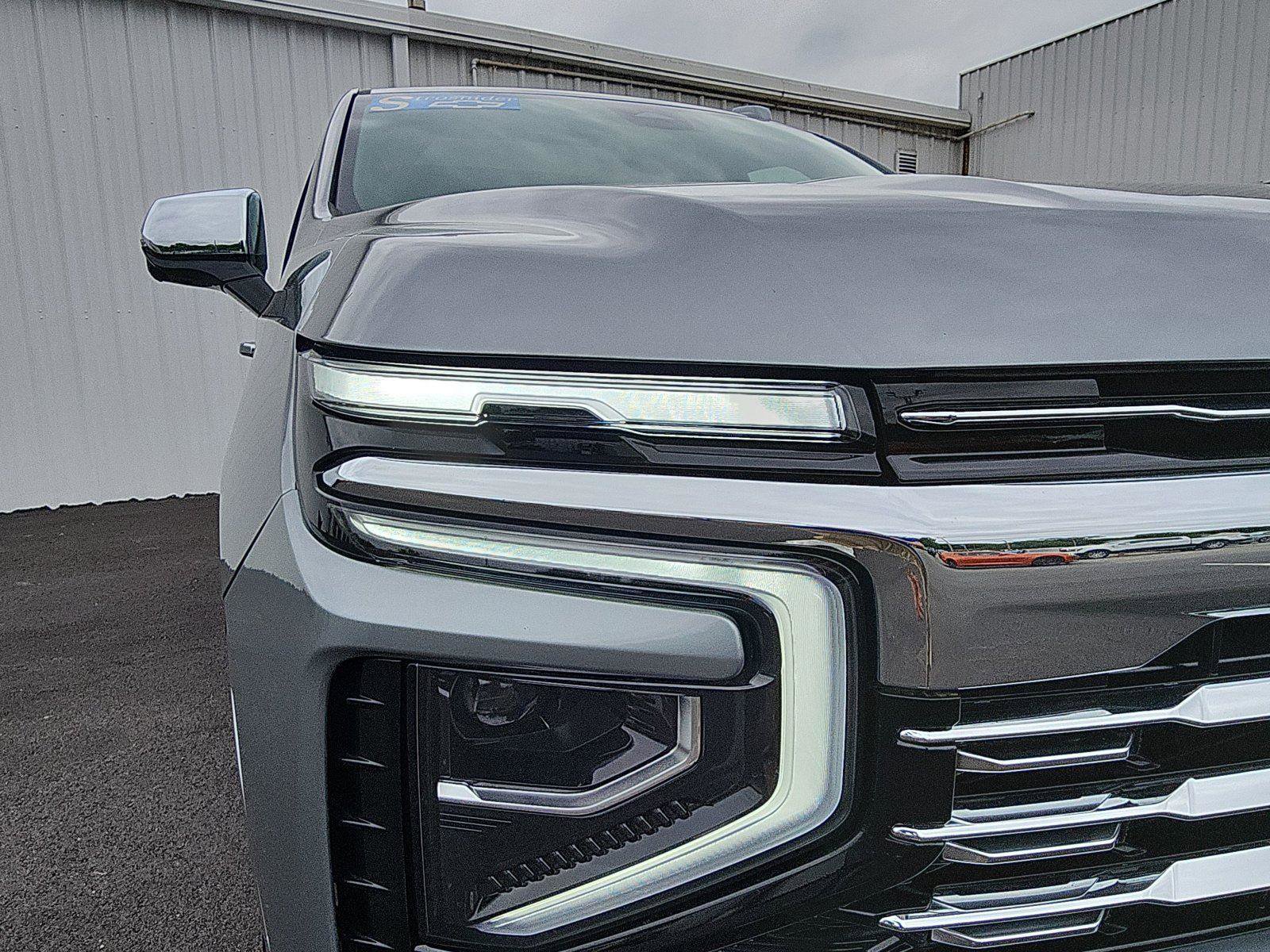 New 2026 Chevrolet Tahoe Premier w/ Sun And Tow Package AWD/4WD image 12