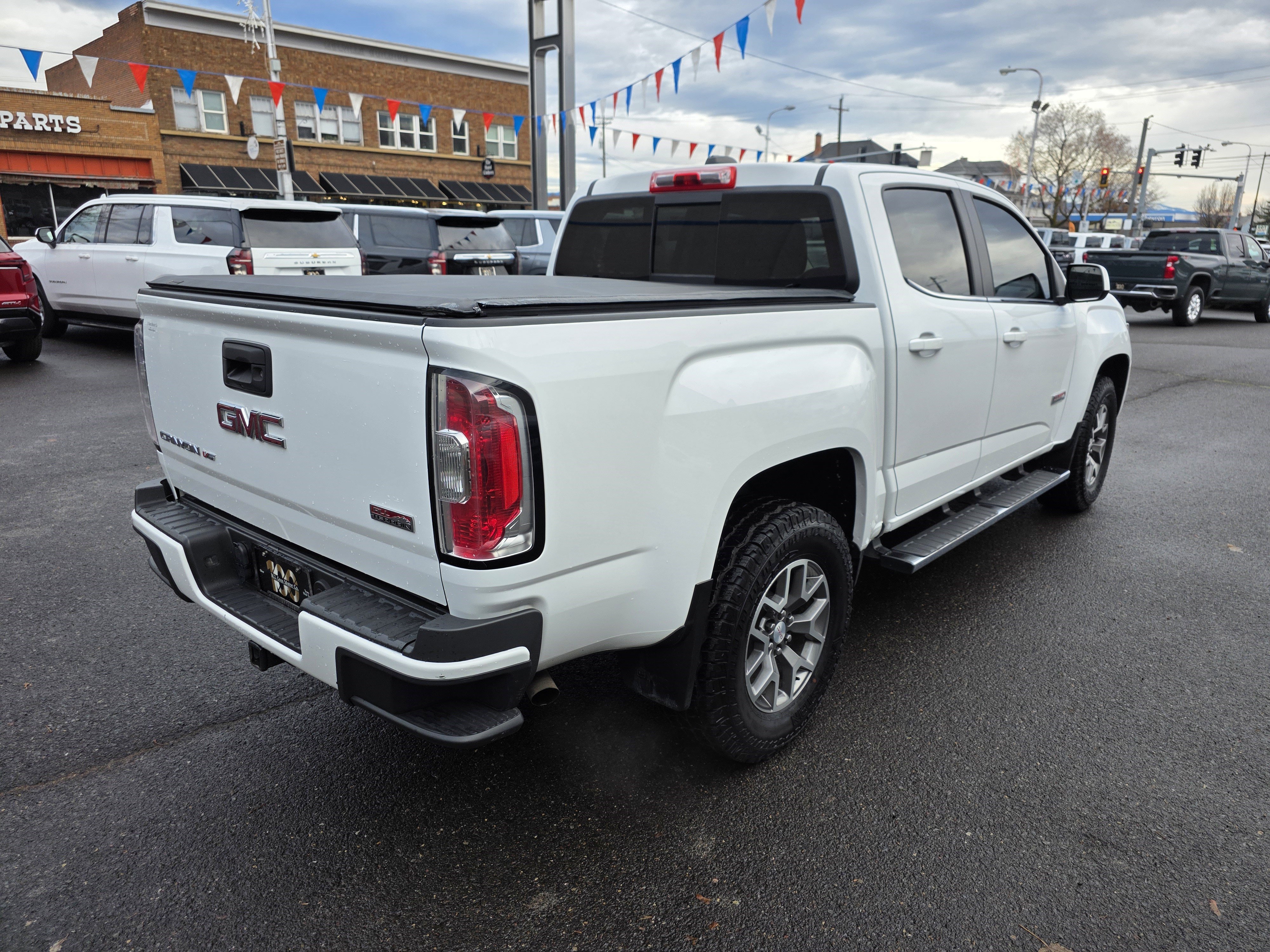 Used 2018 GMC Canyon All Terrain image 8