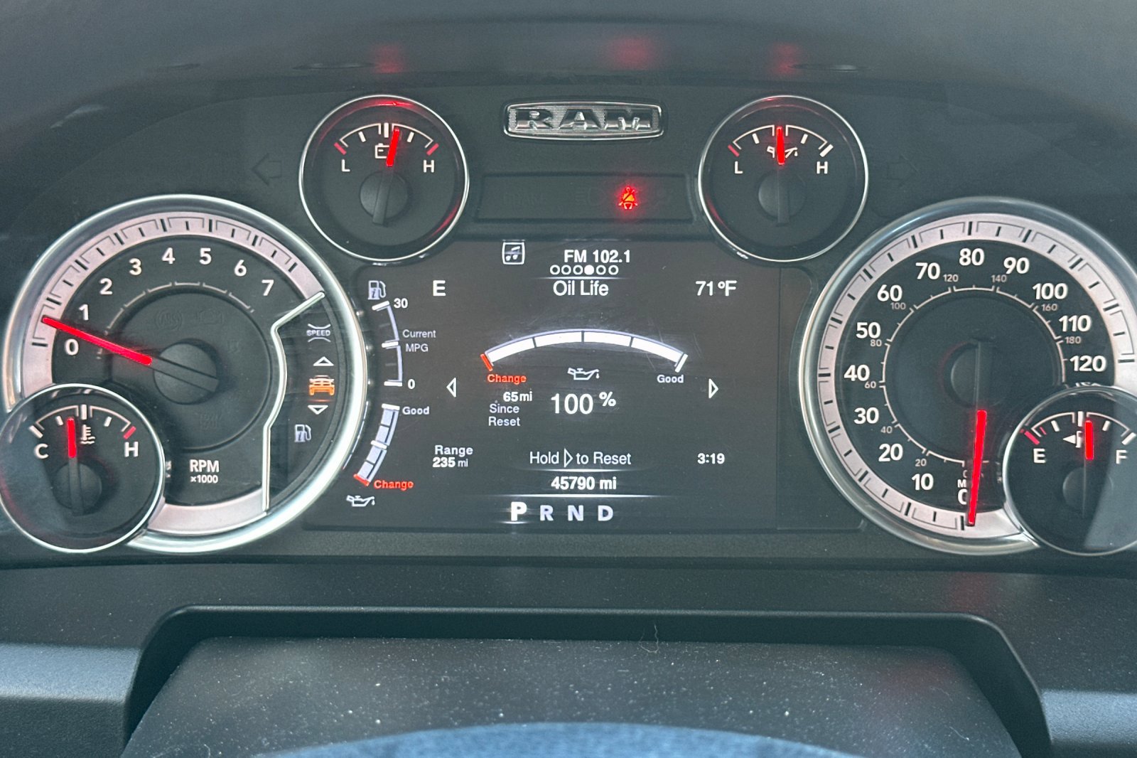 Used 2023 RAM 1500 Classic SLT w/ Trailer & Traction Group AWD/4WD image 36