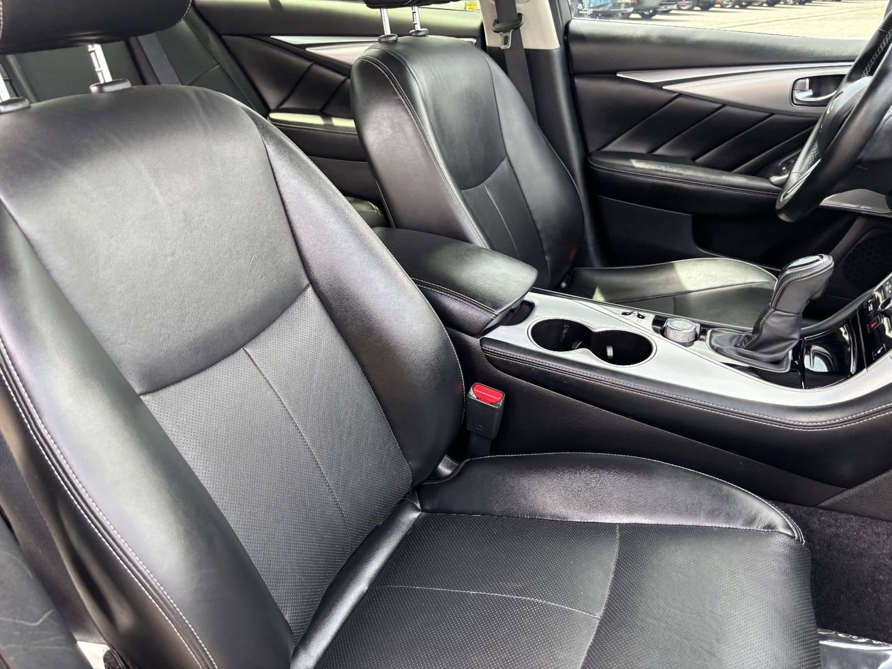 Certified 2023 INFINITI Q50 Luxe w/ Cargo Package image 9