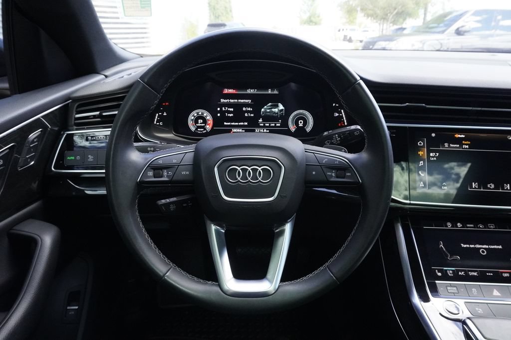 Used 2021 Audi Q8 Premium Plus w/ Premium Plus Package AWD/4WD image 10