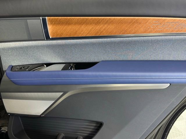 New 2026 Cadillac Vistiq Premium Luxury image 28