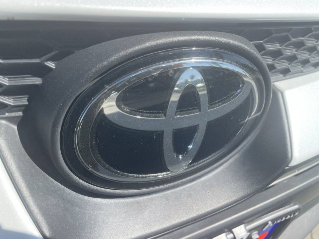 Used 2024 Toyota Corolla LE FWD image 29