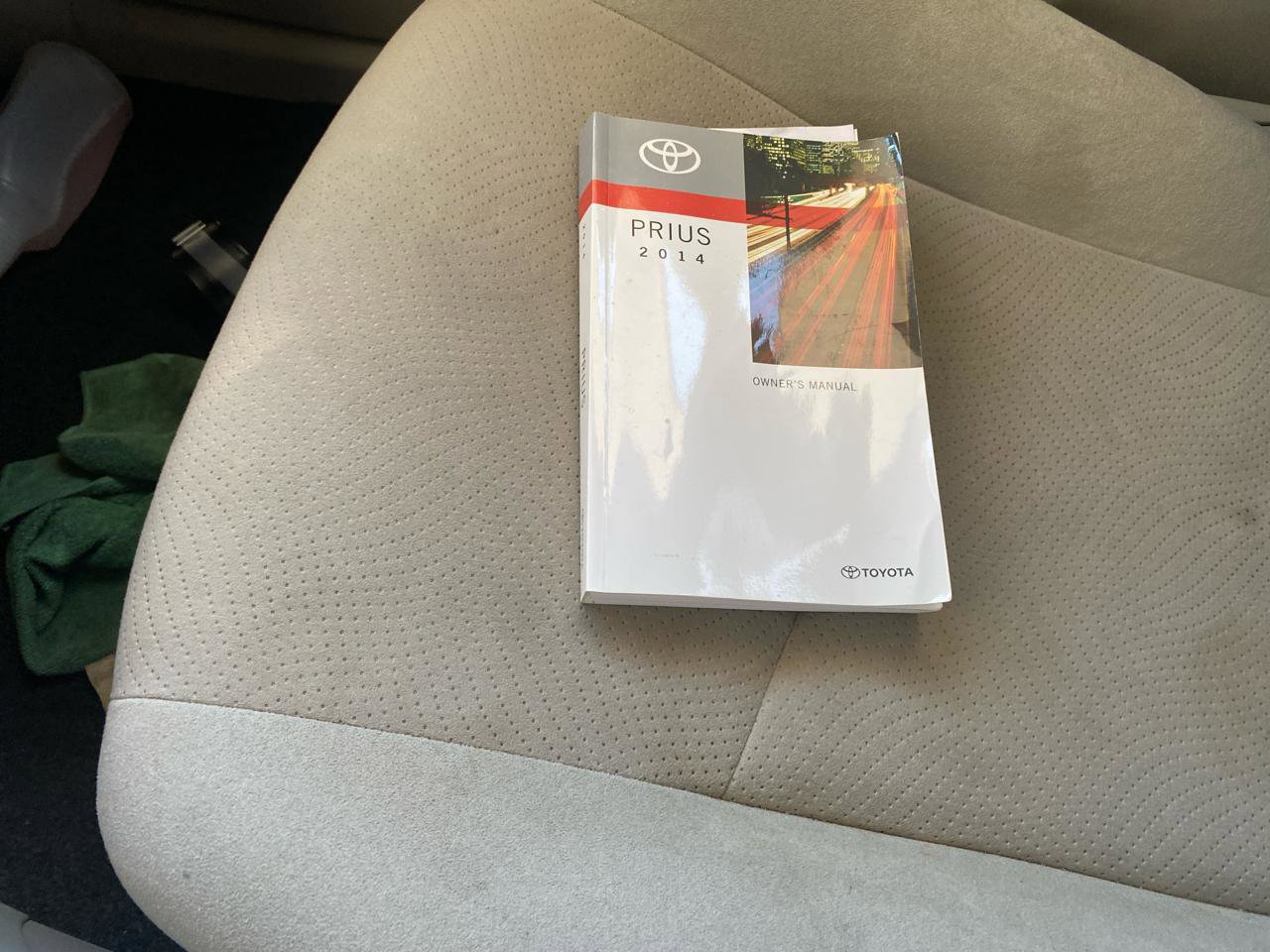 Used 2014 Toyota Prius Three image 17