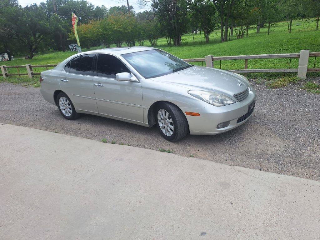 Used 2003 Lexus ES 330 FWD image 16
