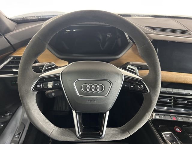 Used 2022 Audi e-tron GT Premium Plus image 21