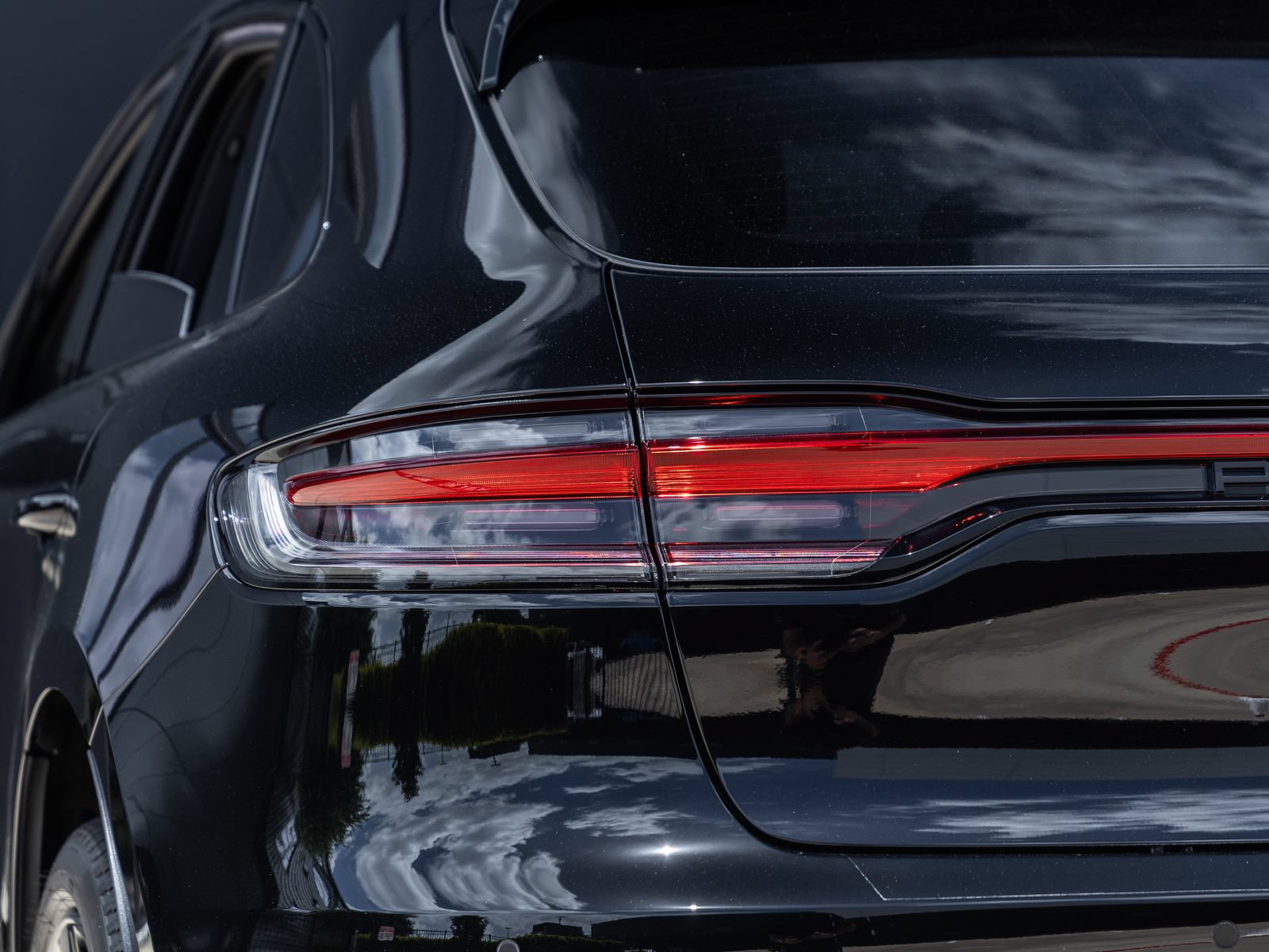 New 2026 Porsche Macan S AWD/4WD image 14