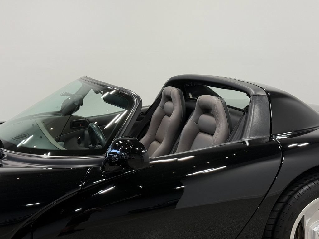 Used 1995 Dodge Viper RT/10 RWD image 25