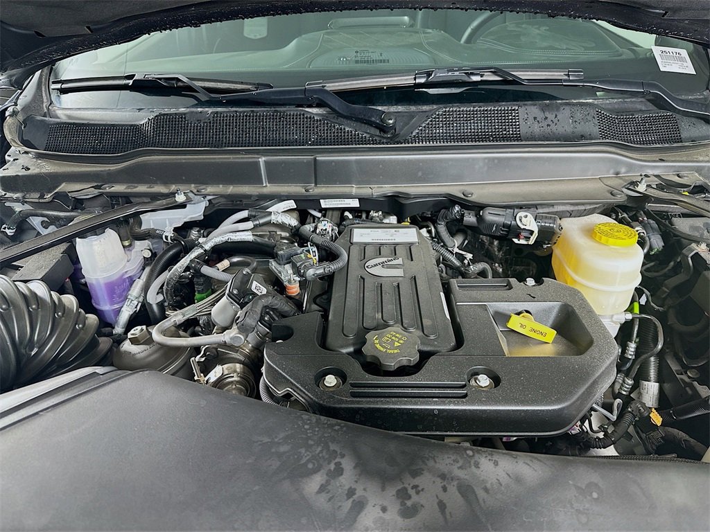 New 2025 RAM 3500 Limited w/ Towing Technology Group image 18