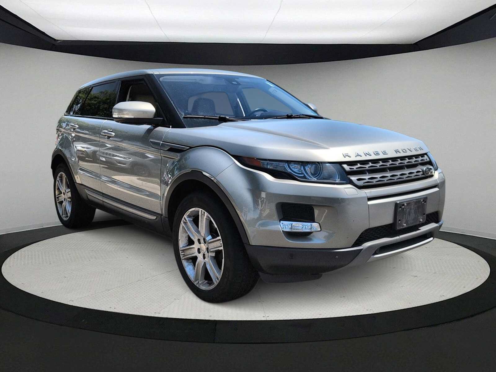 Used 2013 Land Rover Range Rover Evoque Pure Premium AWD/4WD image 2