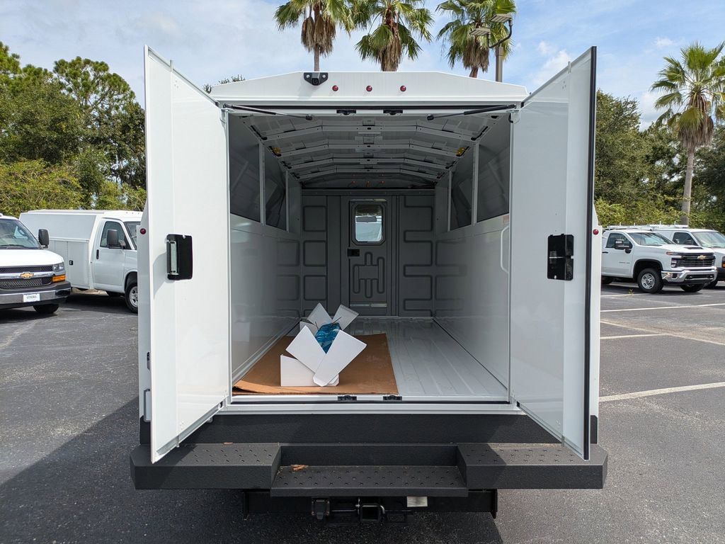 New 2025 Chevrolet Express 3500 w/ Power Convenience Package image 14
