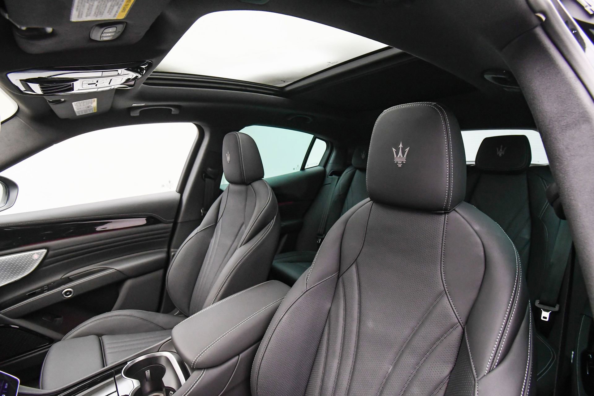 New 2025 Maserati Grecale Modena image 51