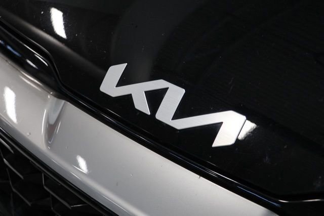 Used 2023 Kia Sportage EX image 12