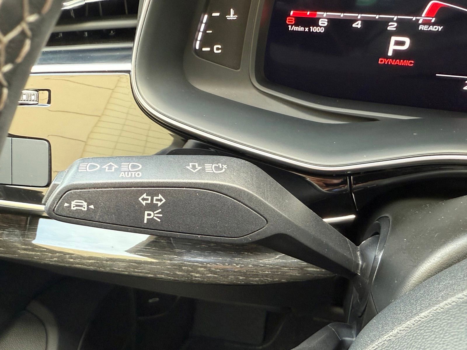 Used 2025 Audi Q7 3.0T Premium Plus image 13