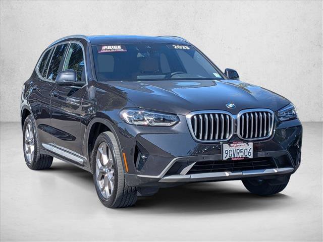 Used 2023 BMW X3 xDrive30i w/ Premium Package AWD/4WD image 3