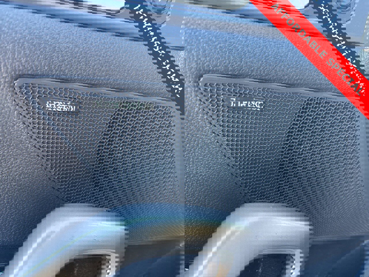 Used 2016 Hyundai Veloster Turbo image 15