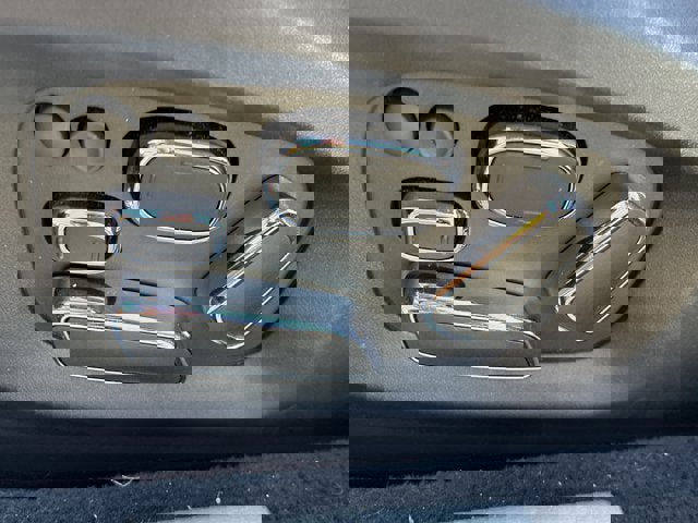 Used 2013 Jaguar XJ Base image 27