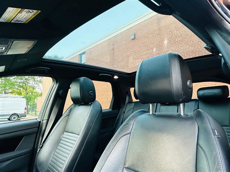 Used 2021 Land Rover Discovery Sport S image 30