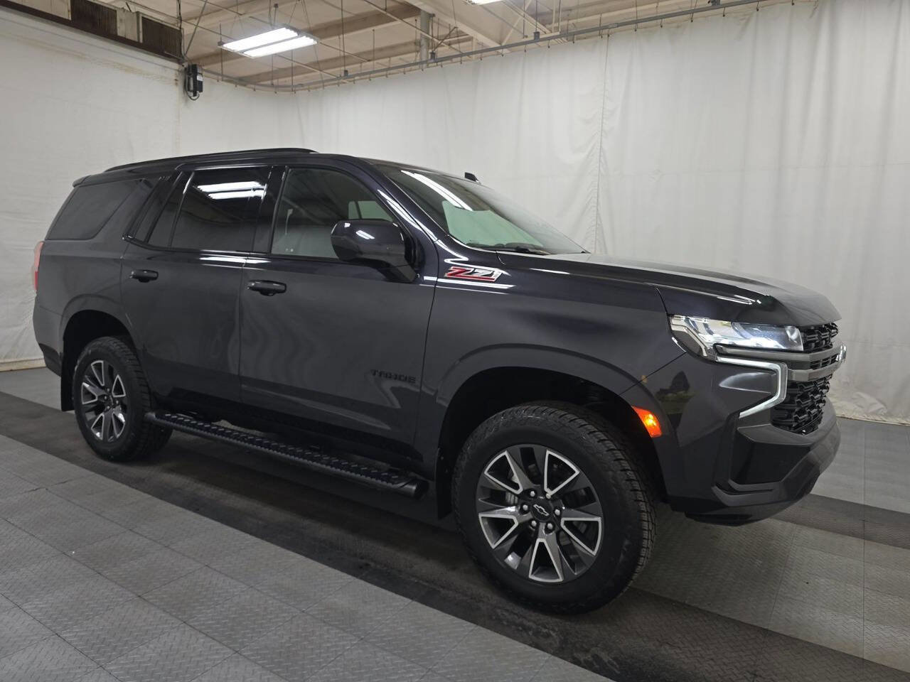 Used 2022 Chevrolet Tahoe Z71 image 3