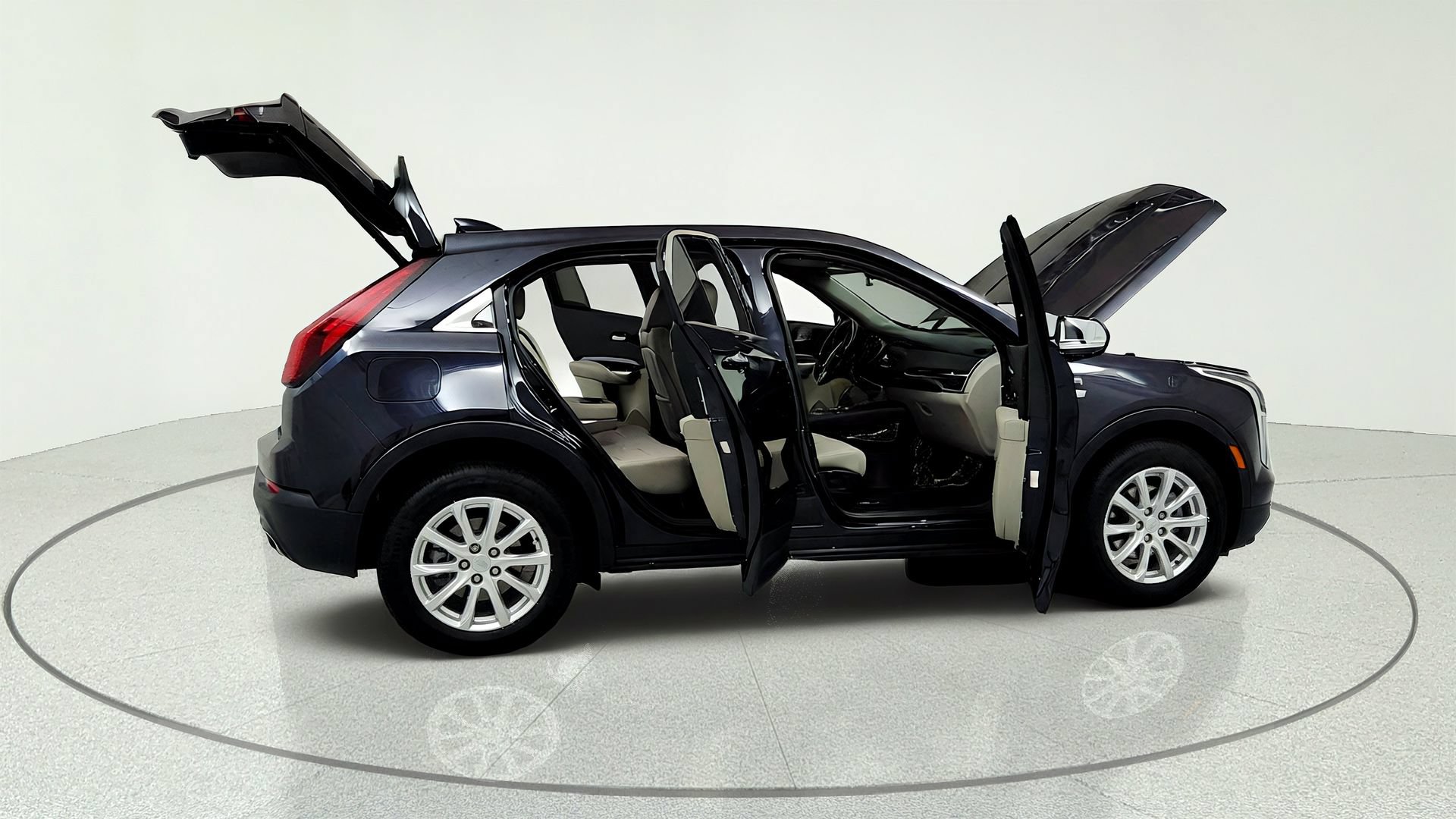 Certified 2023 Cadillac XT4 Luxury w/ Cold Weather Package FWD image 13