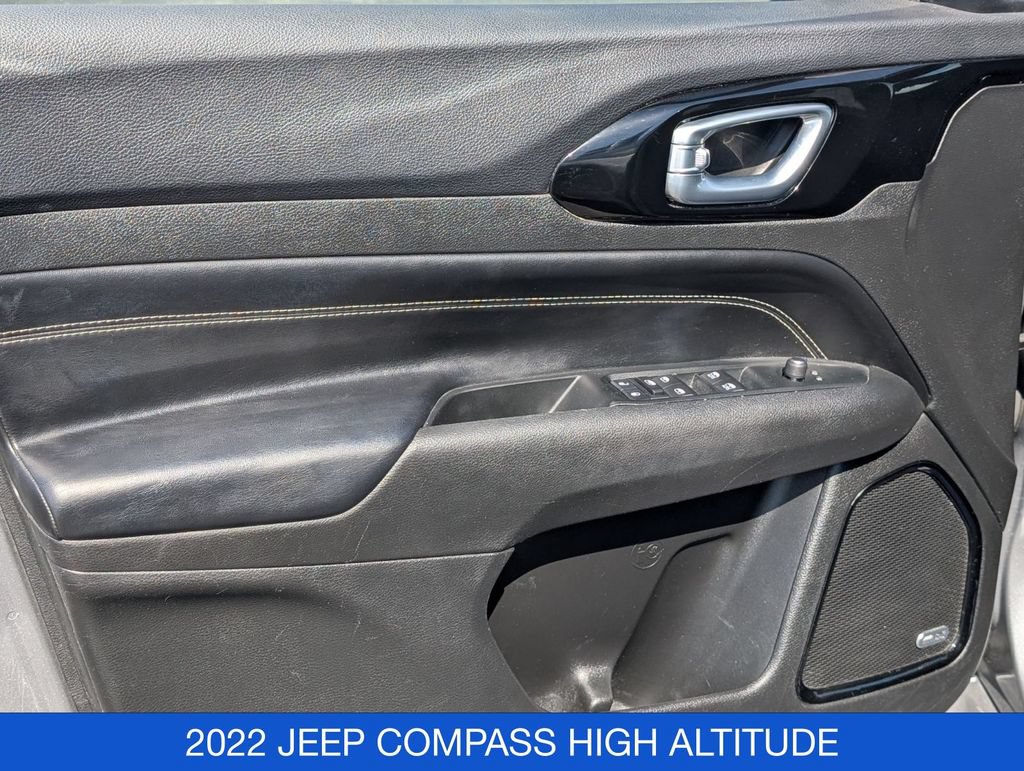 Used 2022 Jeep Compass High Altitude AWD/4WD image 11