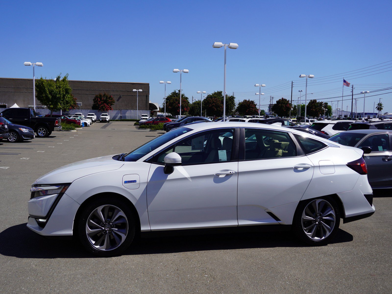Used 2019 Honda Clarity Plug-In Hybrid image 6