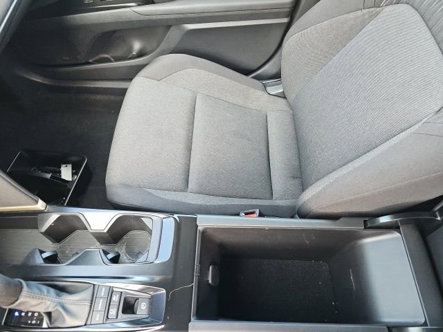 Used 2025 Toyota Camry LE image 42
