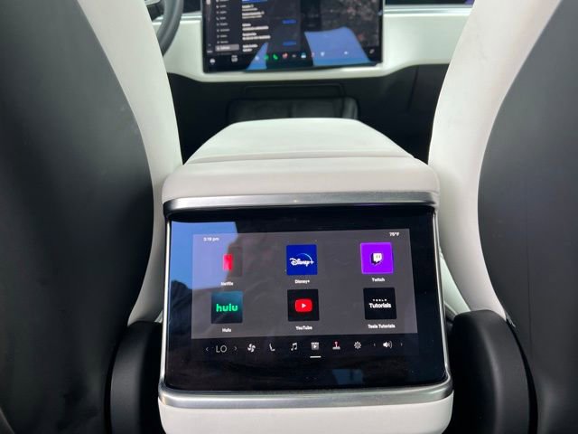 Used 2023 Tesla Model X Plaid image 16