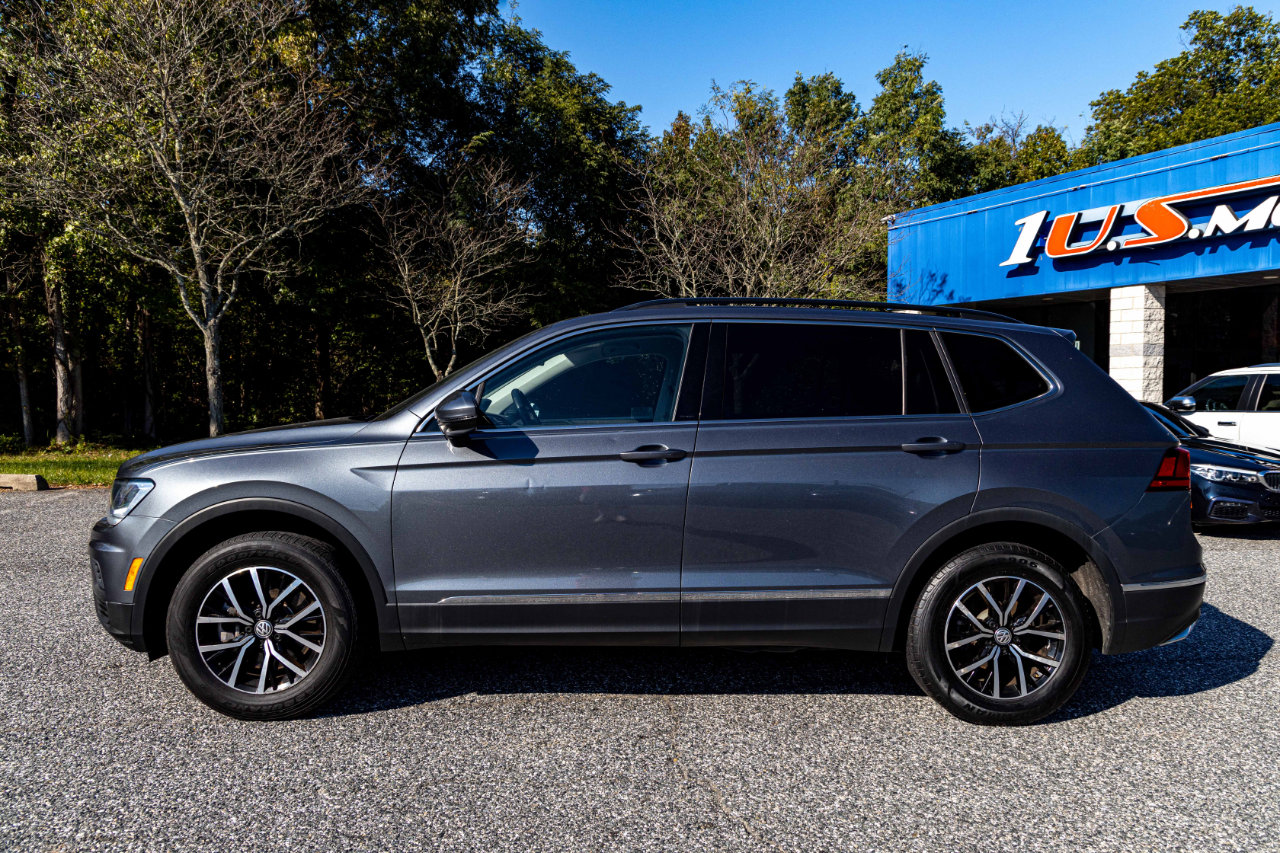 Used 2021 Volkswagen Tiguan SE R-Line image 3