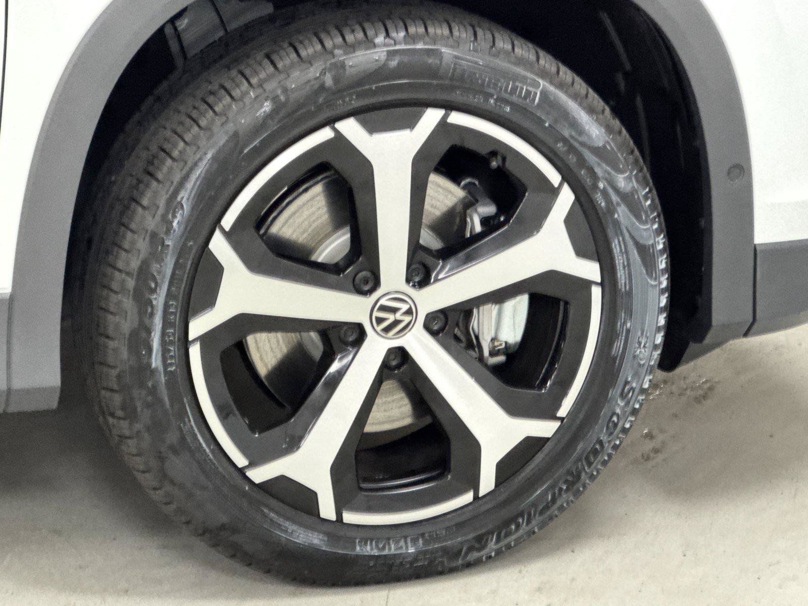 New 2026 Volkswagen Tiguan SE AWD/4WD image 24