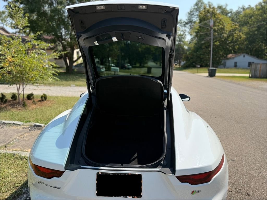 Used 2021 Jaguar F-TYPE R image 18