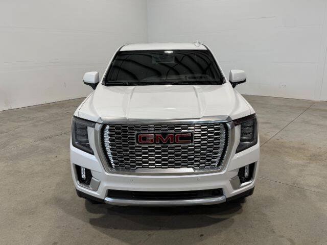 Used 2021 GMC Yukon Denali AWD/4WD image 4