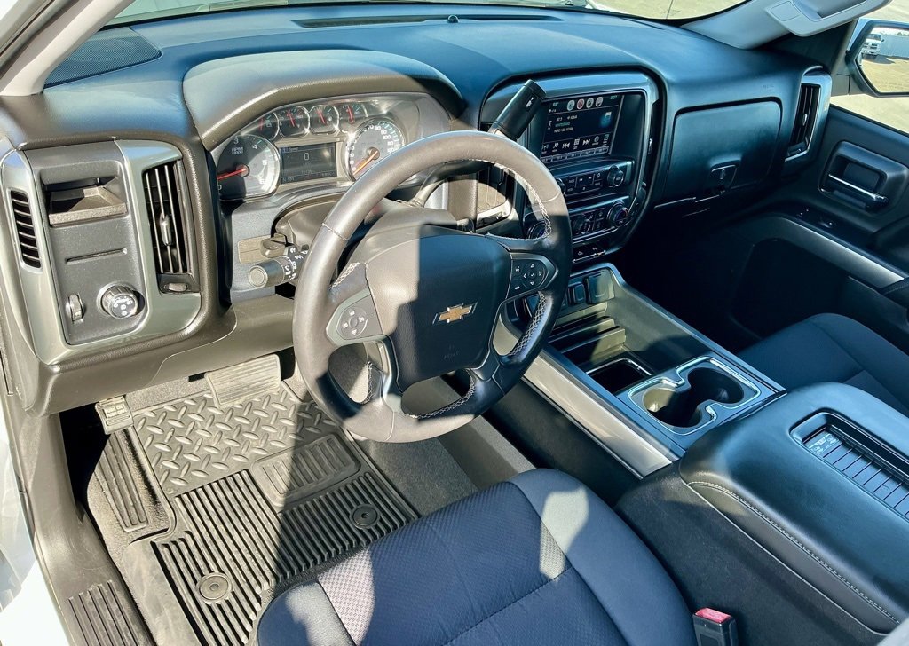 Used 2018 Chevrolet Silverado 1500 LT w/ Texas Edition image 37