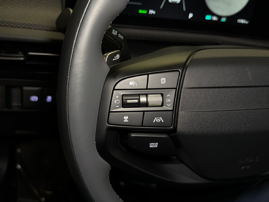 Certified 2025 Kia EV6 Wind RWD image 27