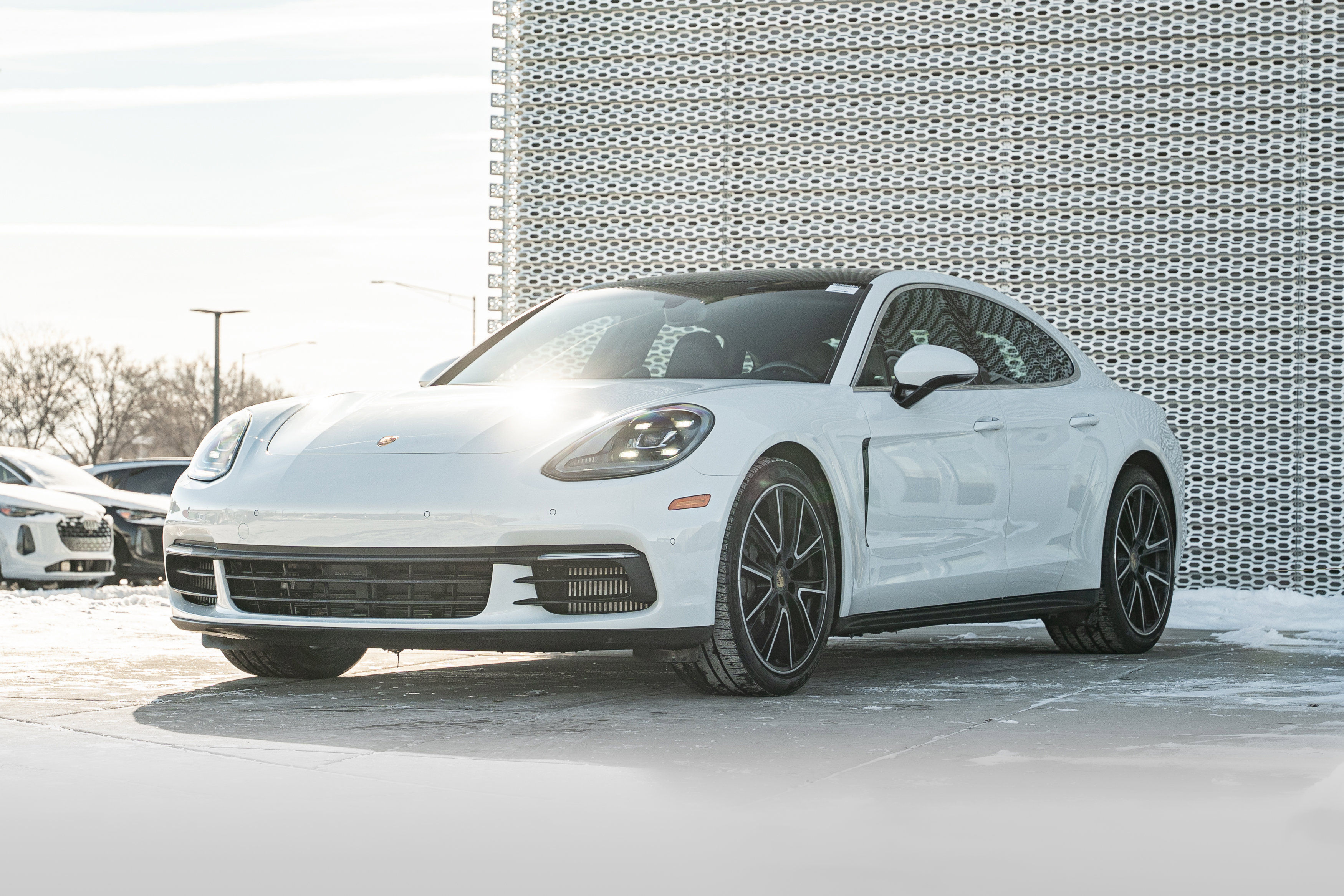 Used 2020 Porsche Panamera 4S image 7