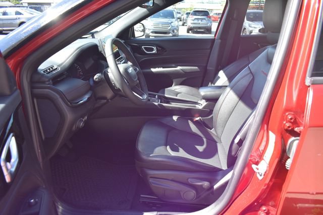 Used 2025 Jeep Compass Trailhawk AWD/4WD image 4