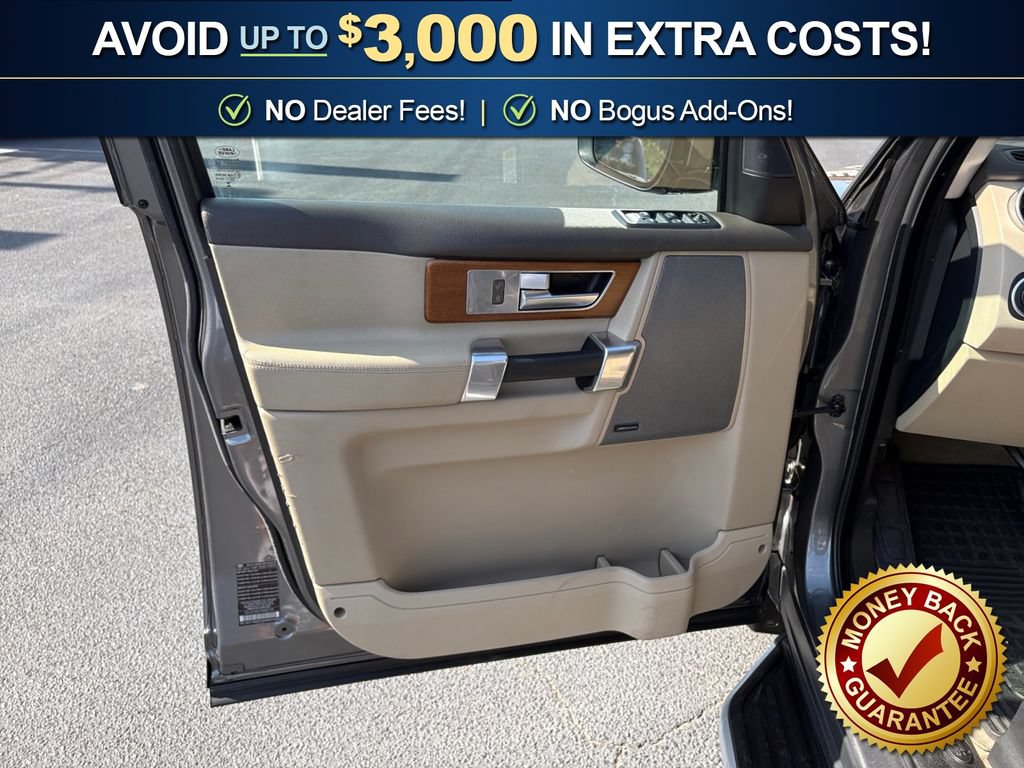Used 2016 Land Rover LR4 AWD/4WD image 18