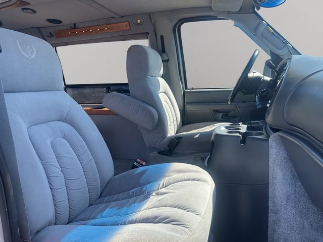 Used 2003 Ford E-150 and Econoline 150 RWD image 22