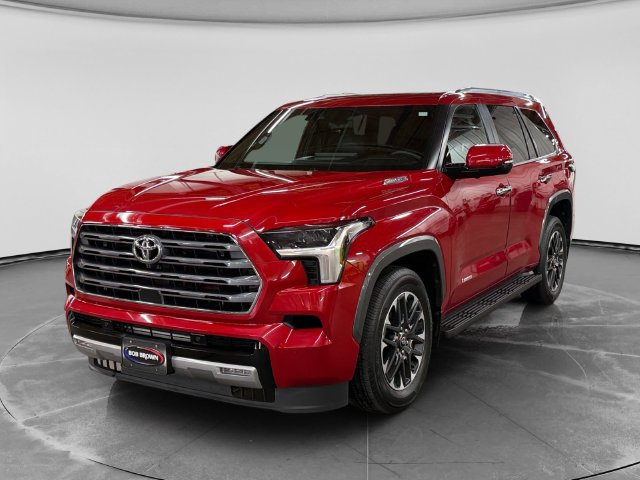 Used 2025 Toyota Sequoia Limited w/ Tow Technology Package AWD/4WD image 7