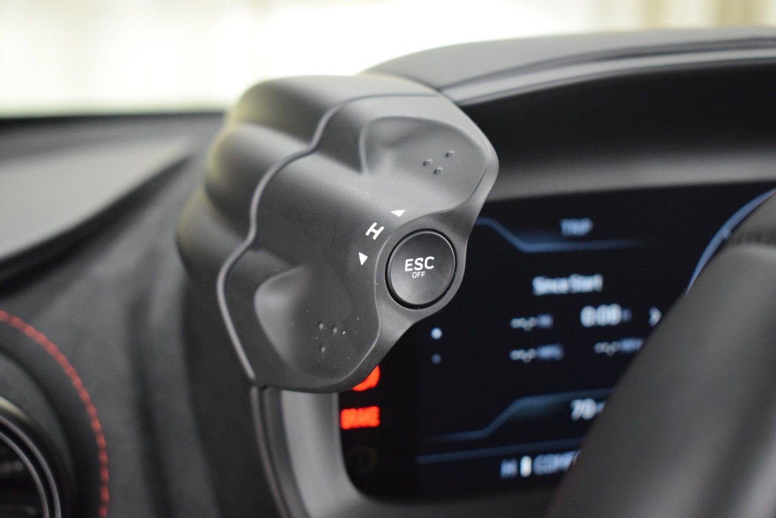 New 2026 McLaren 750S RWD image 29