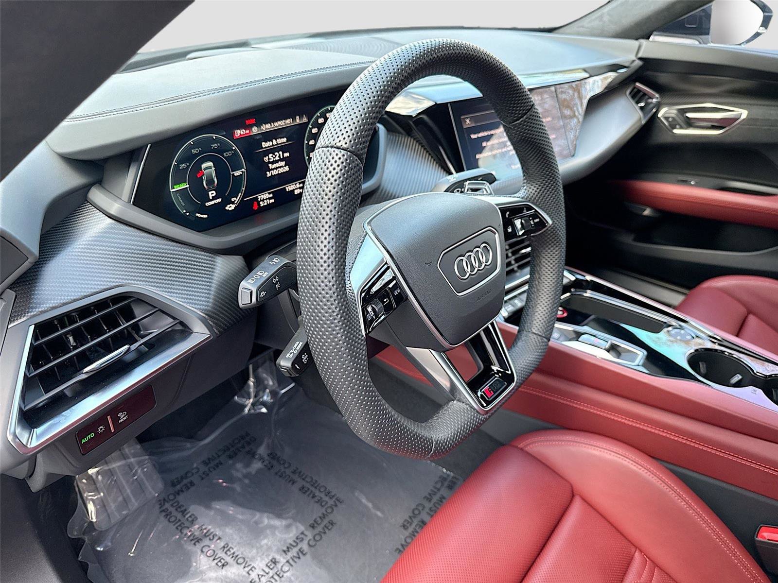Used 2024 Audi RS e-tron GT w/ Carbon Performance Package AWD/4WD image 9