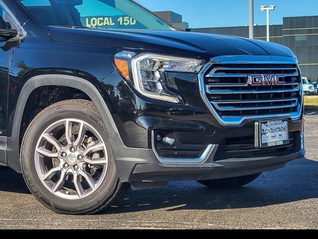 Certified 2024 GMC Terrain SLT AWD/4WD image 3